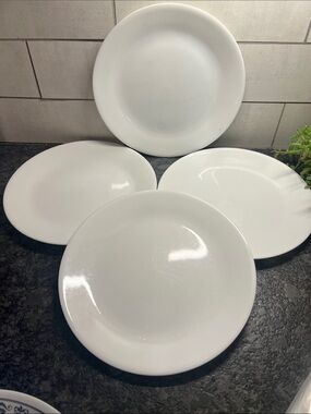 Corelle White Dinner Plates - Set of 4